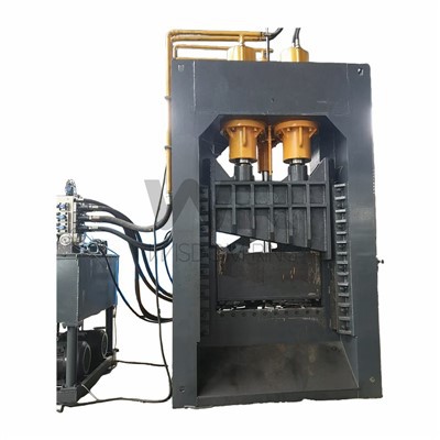 Cisailles à portique hydrauliques